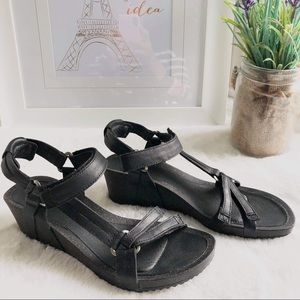 Teva Ysidro Wedge Sandal